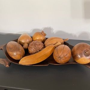 Vintage MCM Monkey Pod Wood Leaf Bowl and wooden fruit.Excellent retro